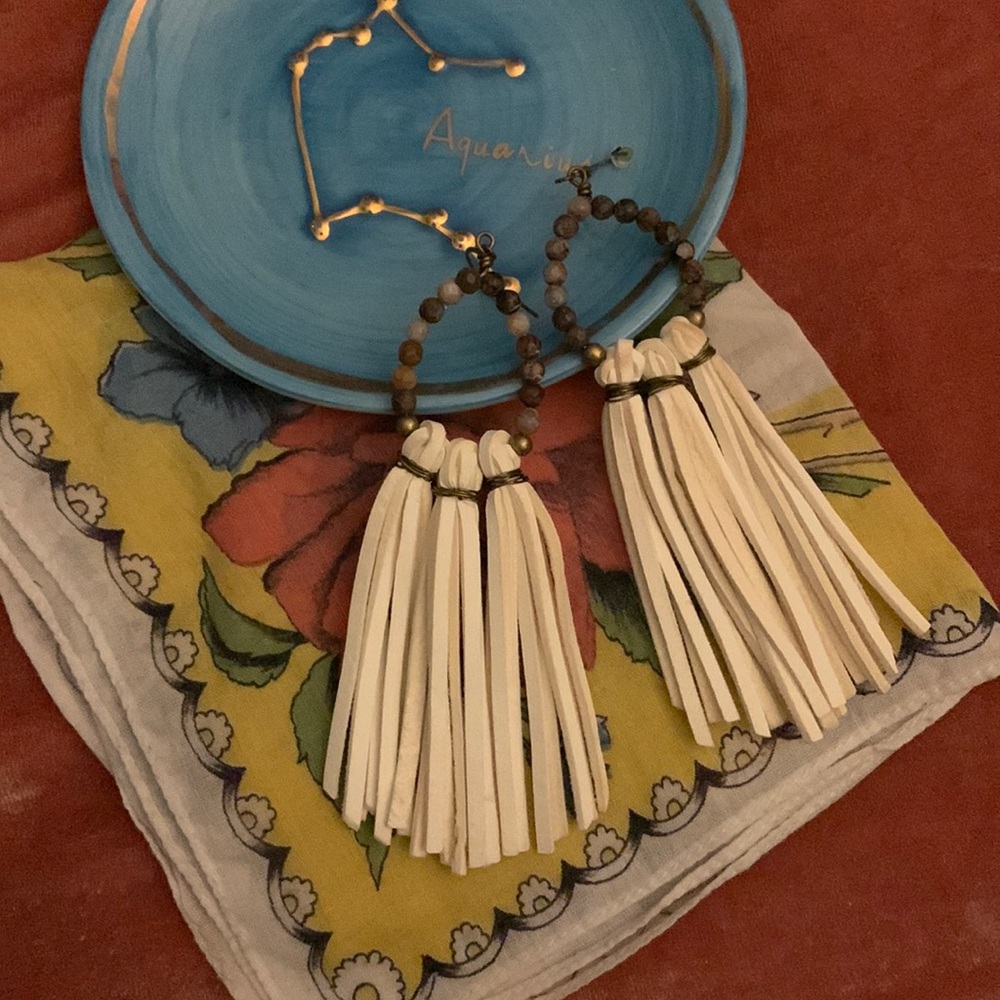 ✨boho bead and tassel shoulder-length earrings✨
